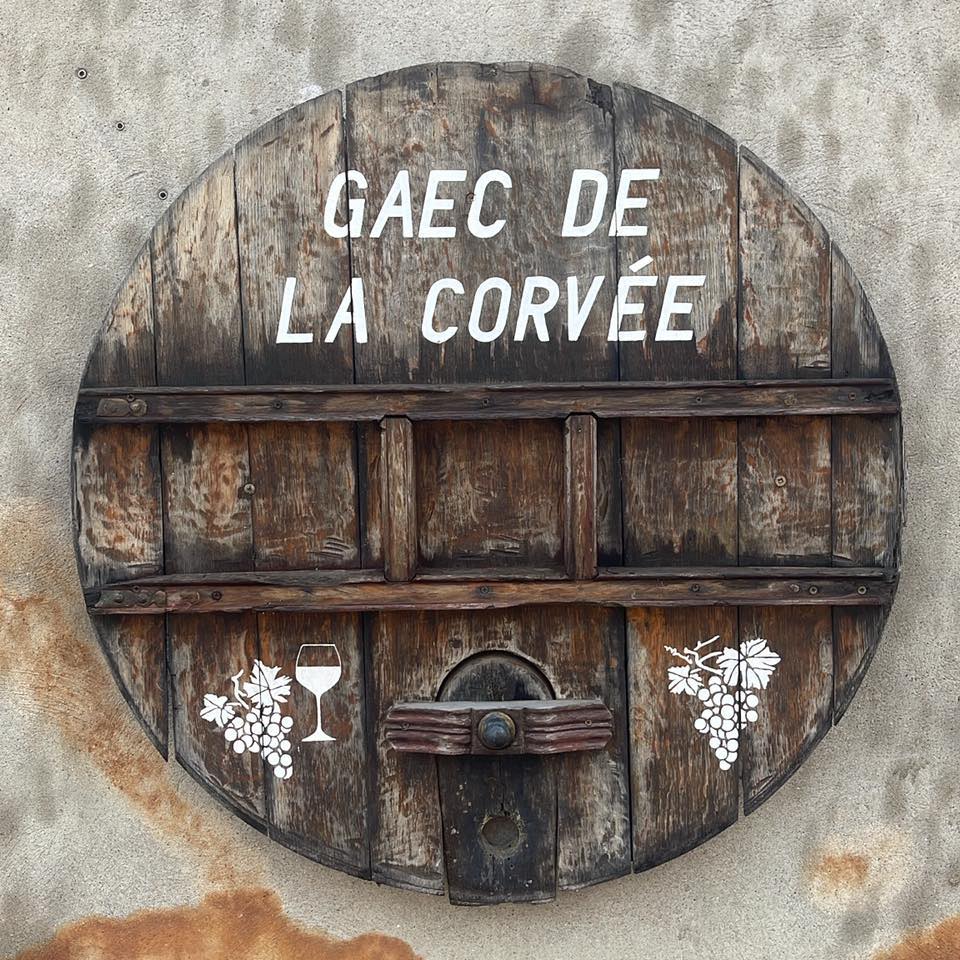 DOMAINE BOURNE LOGO